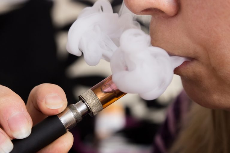 曾吸食電子煙及加熱煙