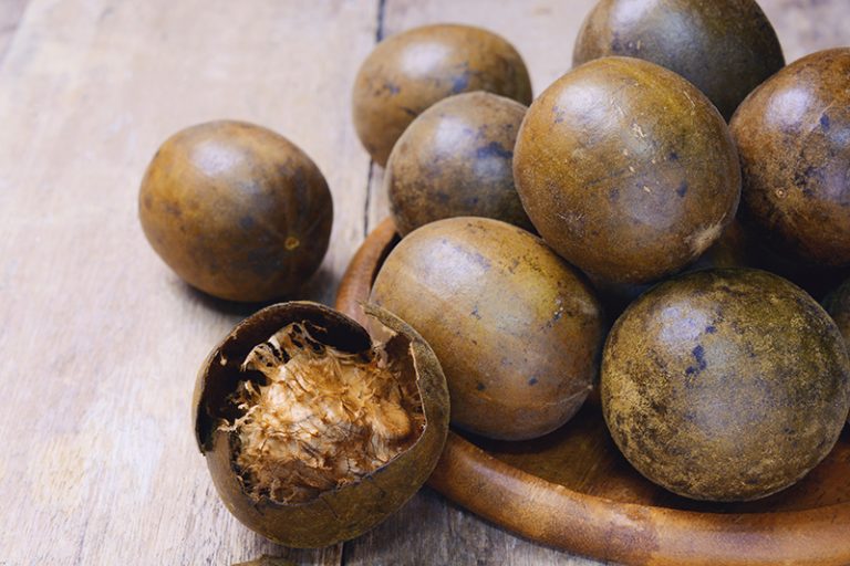 喉嚨痛咳嗽簡單湯療食譜-新冠輕症羅漢果