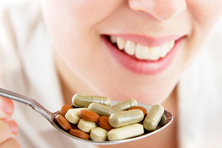 以喉糖或噴劑吸入一定更加直接於喉嚨增強黏膜免疫力