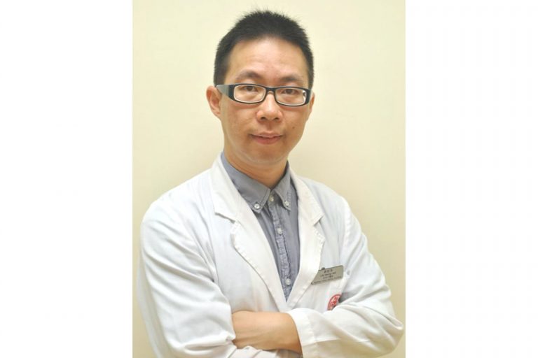 眼睛穴位按摩-乾澀-疲勞-眼部護理方法-中醫-劉銧煒-仁濟醫院