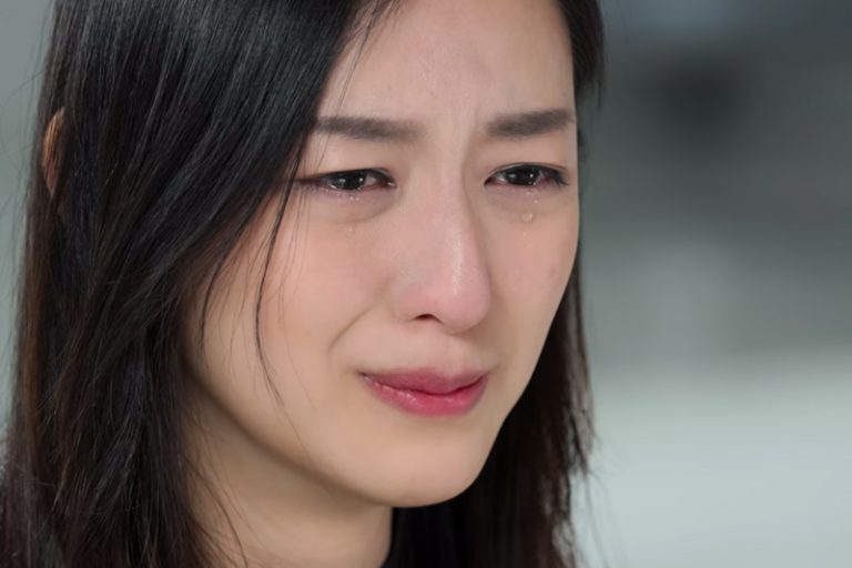 以神之名｜紀錄片揭韓國邪教 指攝理教主鄭明析洗腦性侵女信徒｜心理學家拆解邪教特徵