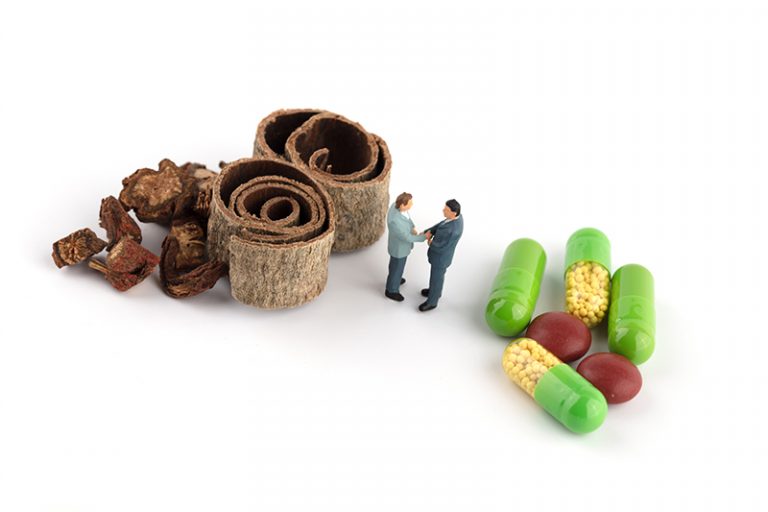 中西醫藥物治療癌症-癌症治療-電療-化療-中藥-腫瘤科醫生-中醫-蘇子謙